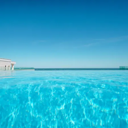 Royale Sundance 224 Infinity Pool & Mamaia Nord Διαμέρισμα